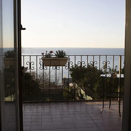 Rita's Paradise Appartement *